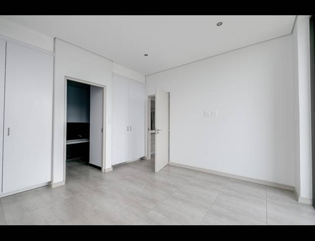 2 BEDROOM APARTMENT RENTED IN BEDFORDVIEW
